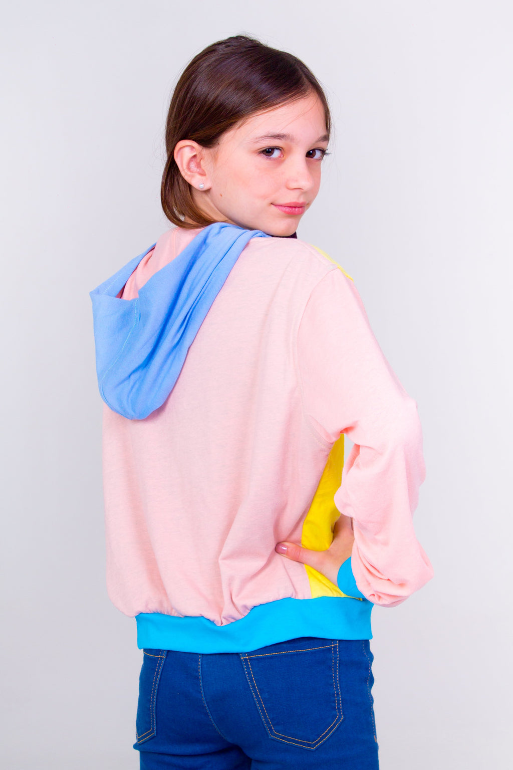 Multicolored Teen Hoodie- Light Yellow Unicornio Azul 